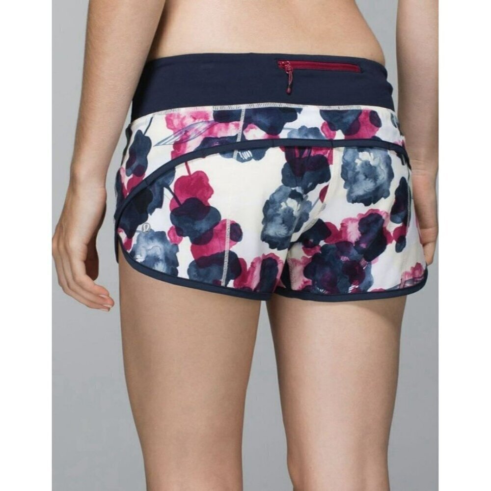 Lululemon Run: Speed Short *4-way Stretch Inky Floral Ghost Size 8 EUC